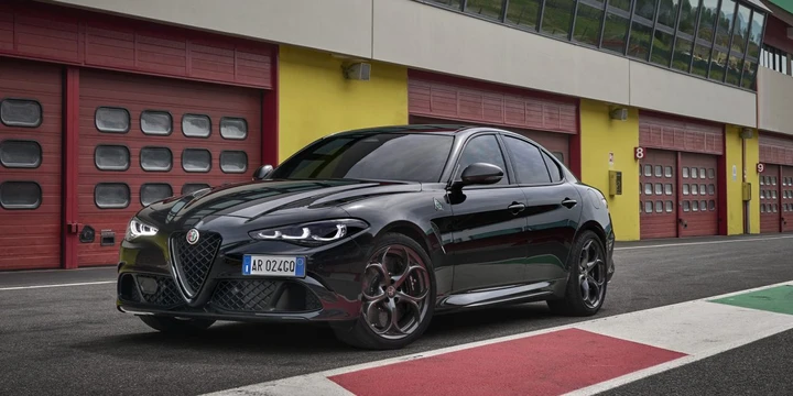 Nuove Alfa Romeo Stelvio e Giulia: conferme su entrambe