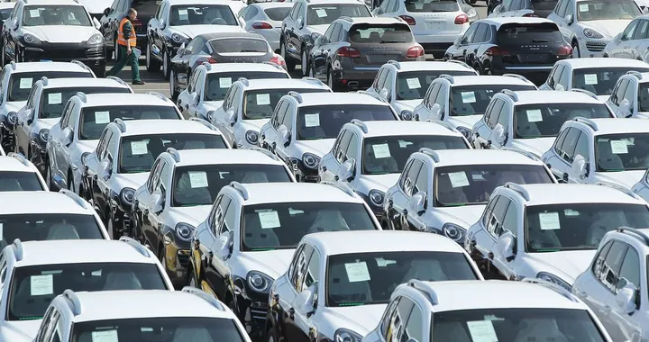 Mercato auto: i prezzi sono aumentati più dell’inflazione