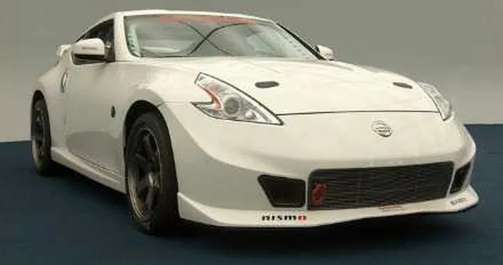 Nissan 370Z NISMO RC: pronta per la pista