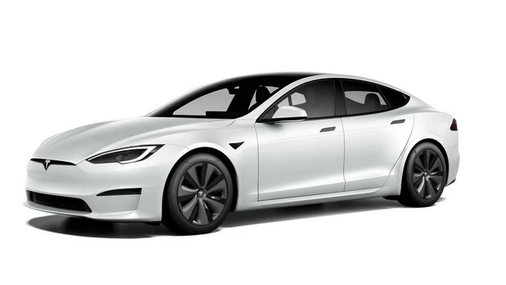 Tesla Model S 2023: le immagini