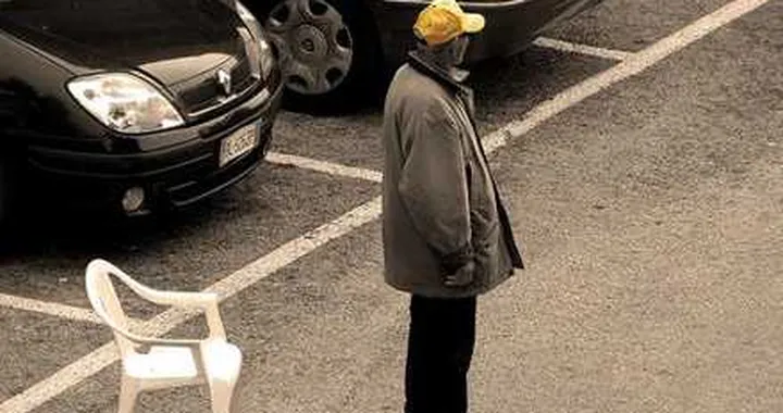 Posteggiatore abusivo? Assolto, si può fare