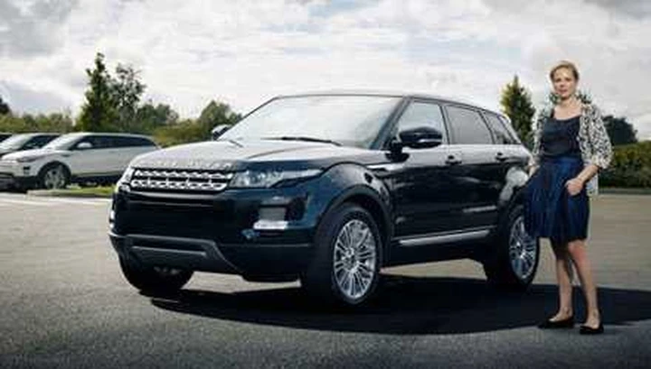 La Range Rover Evoque sfila a Liverpool