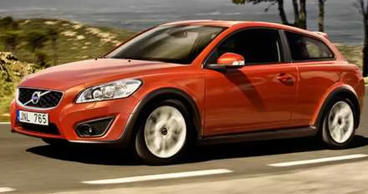 Francoforte: ecco la Volvo C30 restylizzata