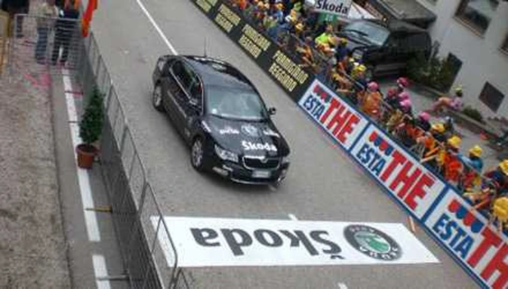 Skoda sponsor e auto ufficiale del Giro d’Italia