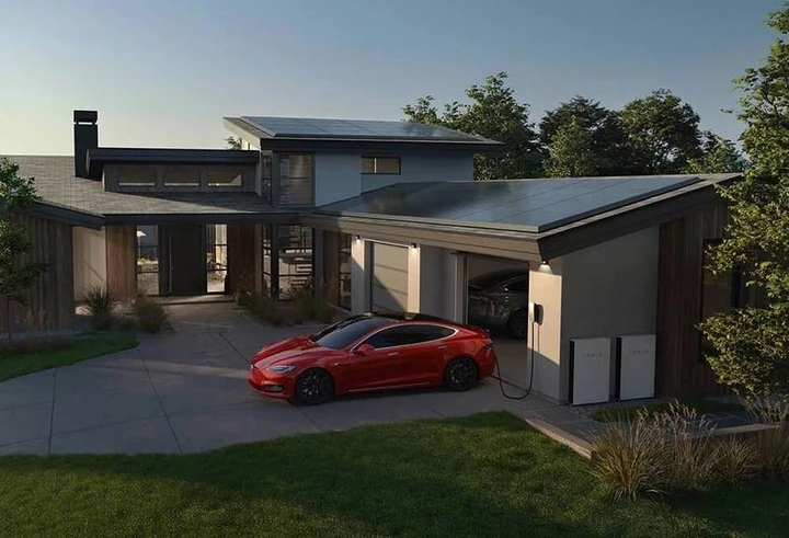 Ricarica auto elettrica con il fotovoltaico: cosa serve e incentivi