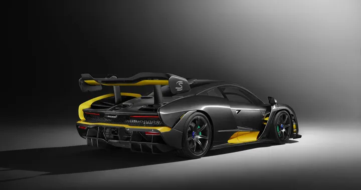McLaren Senna Carbon Theme: si svela a Ginevra