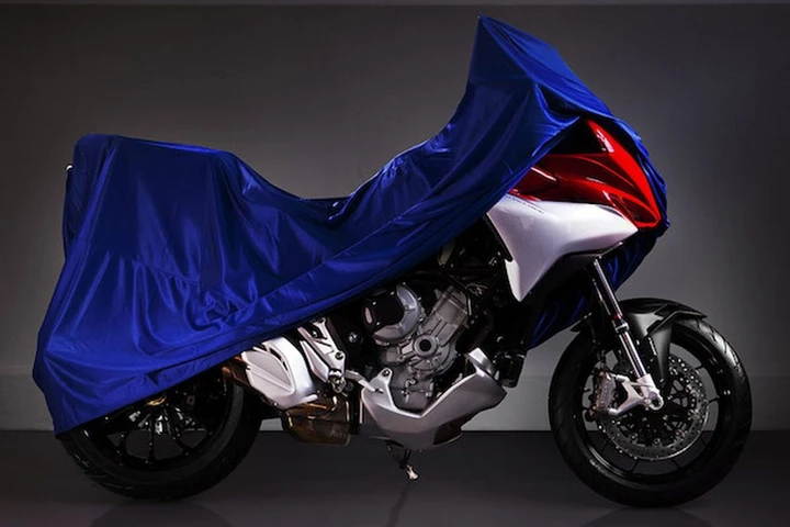 Come proteggere la moto d'inverno? I consigli utili