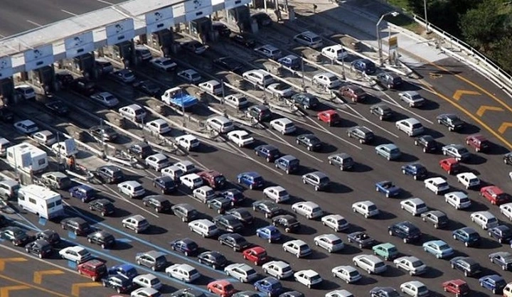Strade alternative all'autostrada per evitare il traffico post ferie