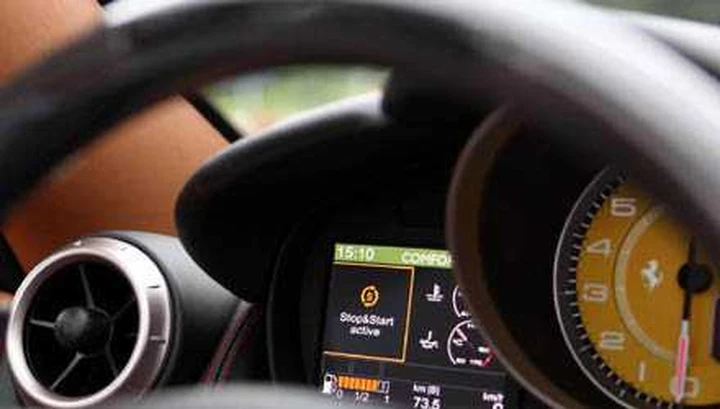 Ferrari California HELE: emozioni su, CO2 giù