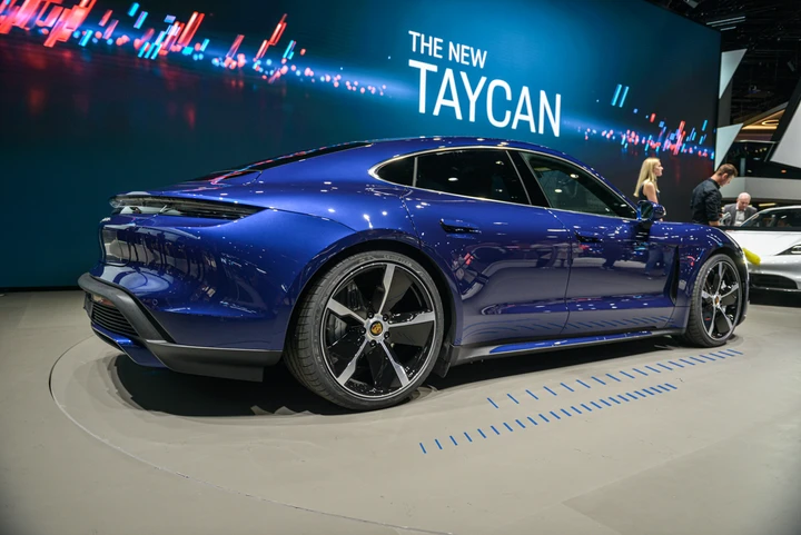 Porsche Taycan al Salone di Francoforte 2019