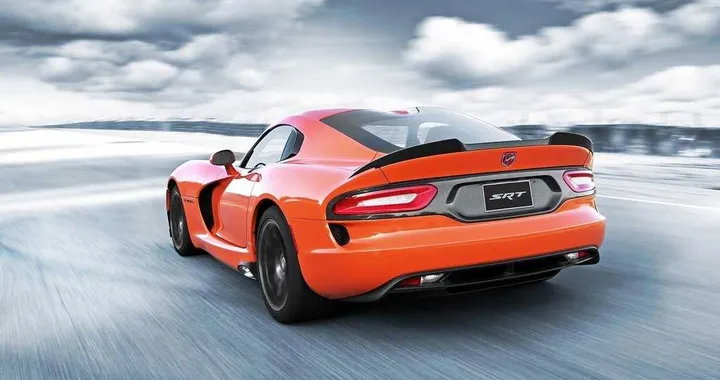SRT Viper TA: pronta per la pista