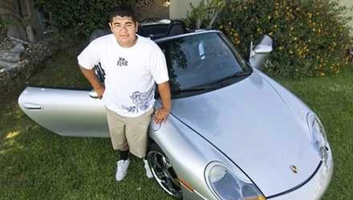 Da un cellulare ad una Porsche il passo è breve