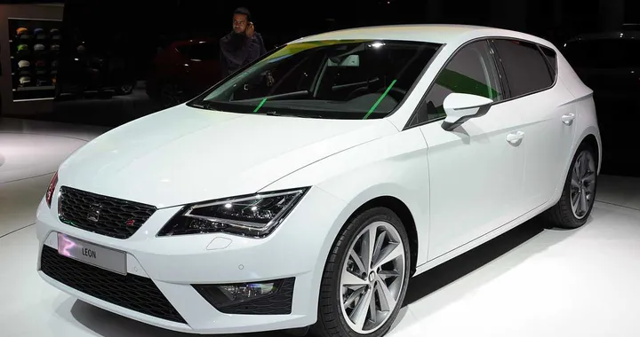Seat Leon 2013: tutta nuova a Parigi