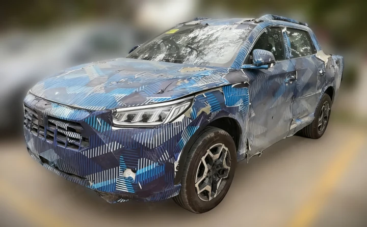 Nuovo pickup compatto BYD plug-in hybrid in arrivo entro il 2026