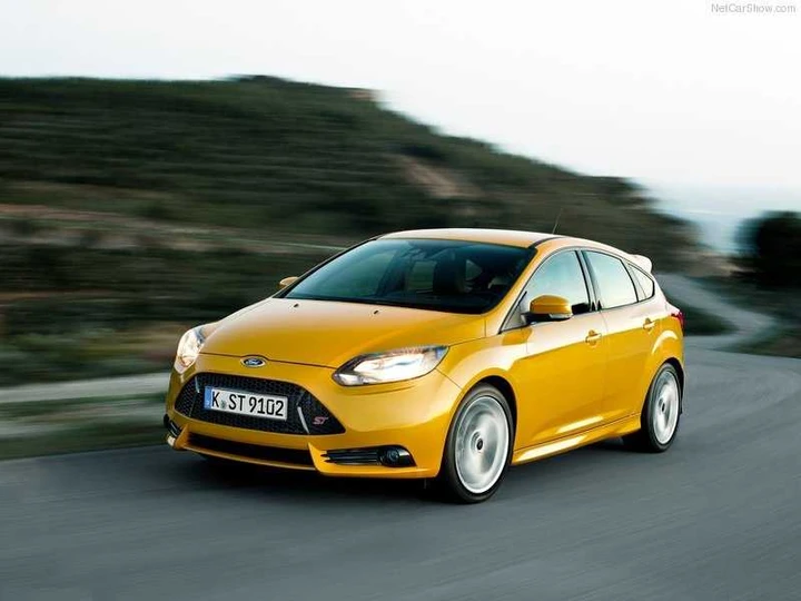 Nuova Ford Focus RS 2014: sportiva da 350 CV