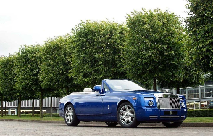 Rolls-Royce Phantom Drophead Coupe Masterpiece London 2011