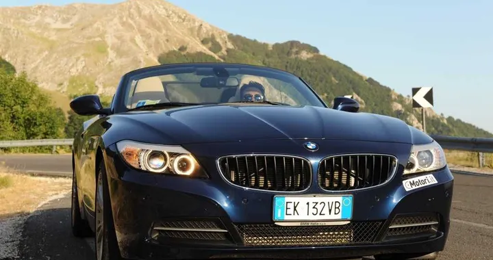 Bmw Z4 sDrive 2.0i: la prova su strada