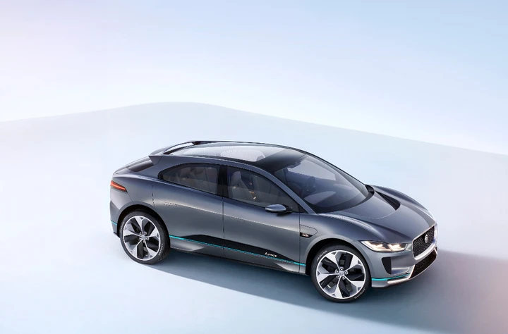 Jaguar Land Rover: nel 2020 metà gamma sarà elettrica e ibrida