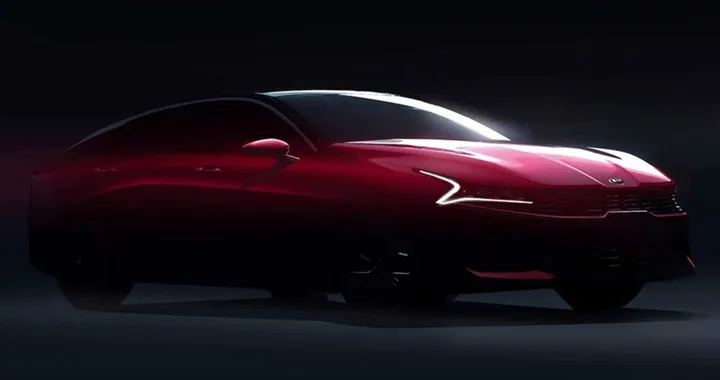 Kia K5: i teaser della nuova quattro porte