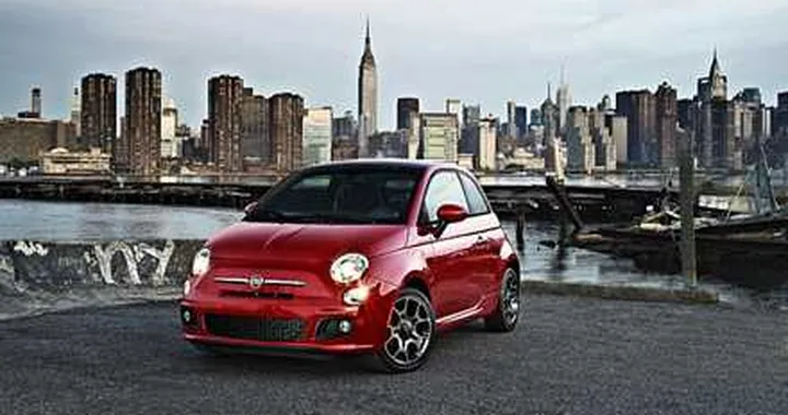 Fiat 500 a Los Angeles: il Cinquino vuo' fa l'Americano