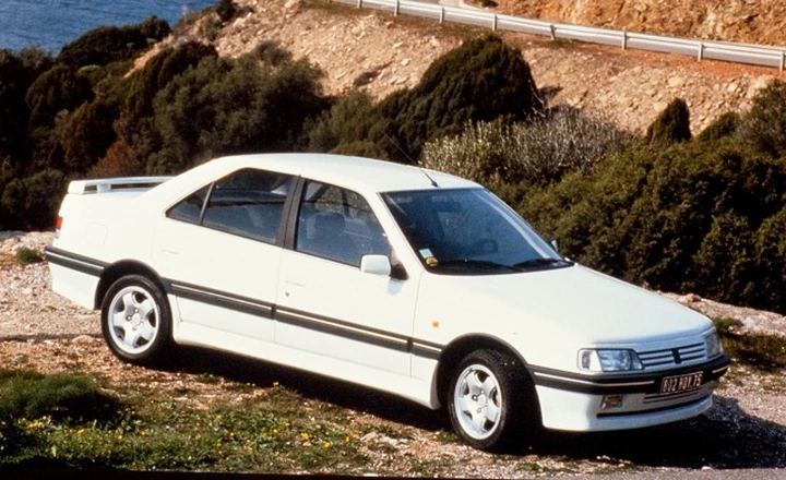 Peugeot 405 Mi16: la berlina granturismo che vinceva