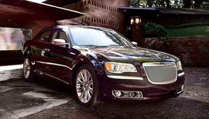 Chrysler 300: a giugno il debutto in Cina