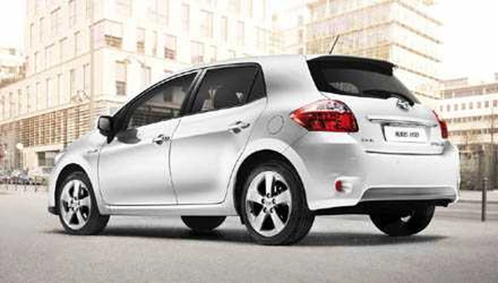 Toyota, solo ibride o elettriche entro il 2020