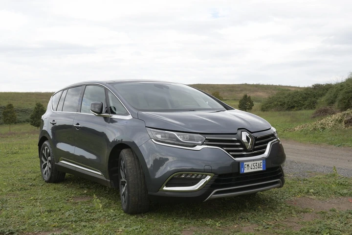 Renault Espace TCe 225 CV EDC Executive: la prova su strada