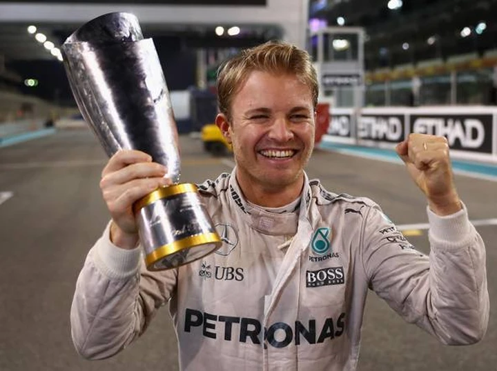 Nico Rosberg, annuncio su Facebook: Mi ritiro