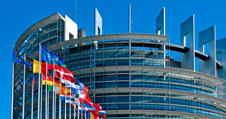 Euro 7: arriva la nuova normativa anti inquinamento