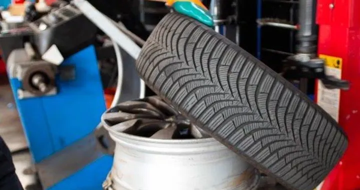 Gomme invernali 2026: le 4 date da ricordare e cosa cambia