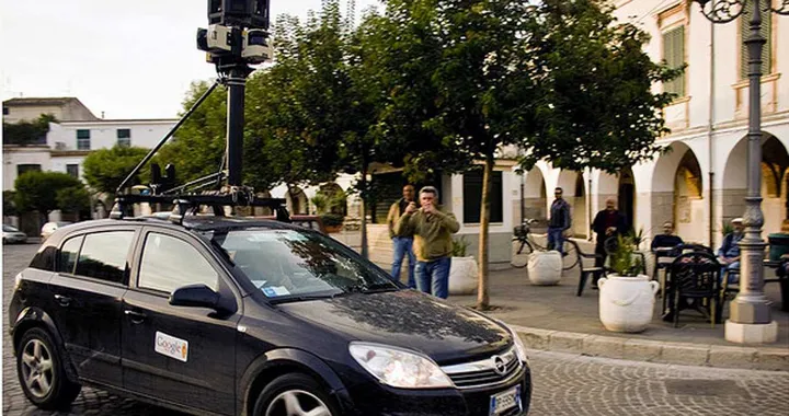 Google car: ritirato il libretto di circolazione