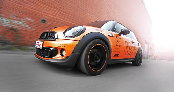 Mini Cooper S by Camshaft: tuning da 240 CV