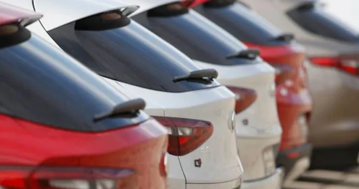 Parco auto, Fase 2: in Italia troppi veicoli vecchi, servono incentivi