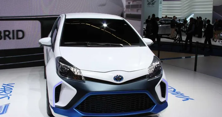 Toyota Yaris Hybrid R Concept al Salone di Francoforte 2013