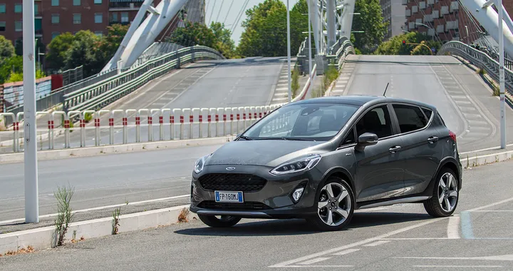 Ford Fiesta Active 1.0 Ecoboost automatica: la prova su strada