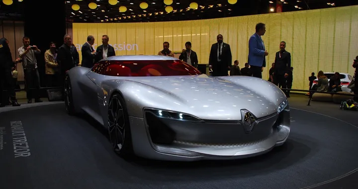 Renault Trezor Concept, sportività ecosostenibile