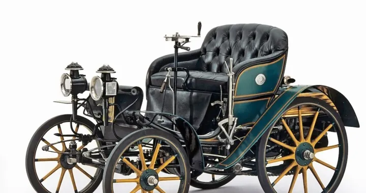 Opel, la nuova sfida elettrica 125 anni dopo la prima vittoria