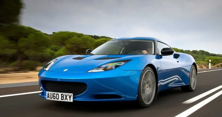 Lotus: le vendite non decollano