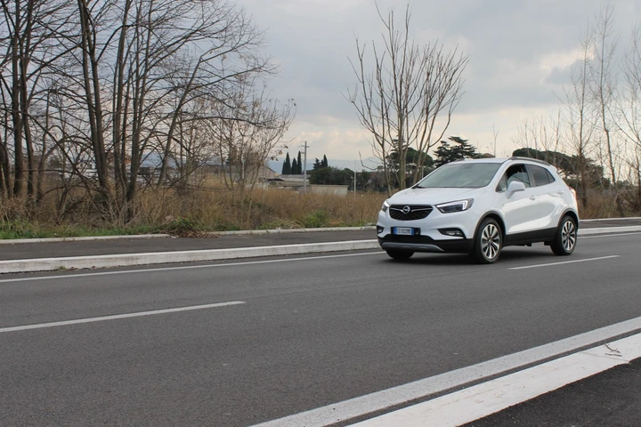 Opel Mokka X 4x2 GPL 140 CV, la prova su strada