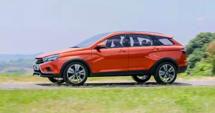Lada Vesta Cross Concept: le immagini ufficiali
