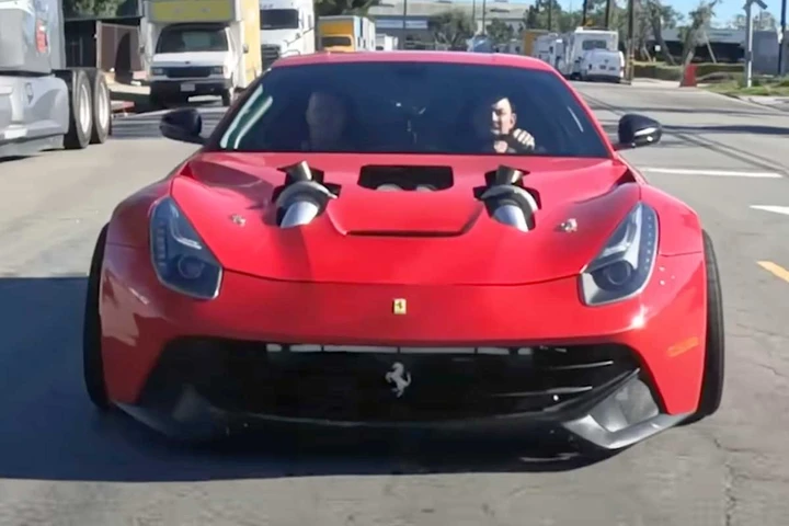 Ferrari F12, la versione da 1.300 CV fa paura anche a Maranello
