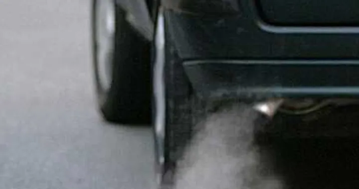 Appena 4 auto su 100 in Italia sono ecologiche