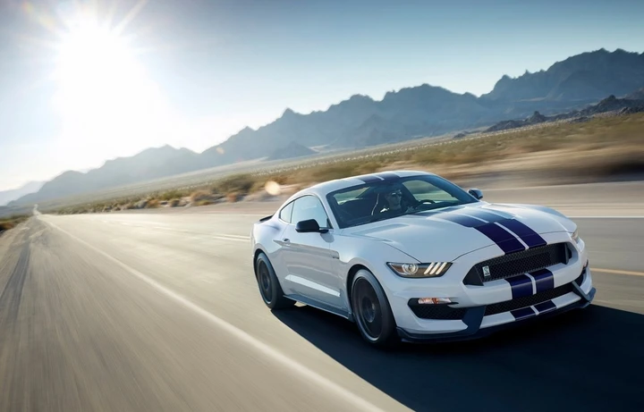 Nuova Mustang Shelby GT350