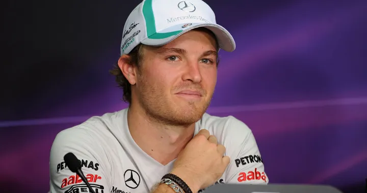 F1: Rosberg rinnova con la Mercedes