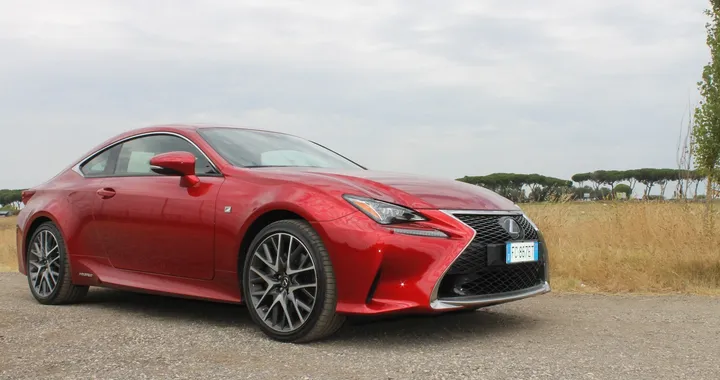 Lexus RC Hybrid: la prova su strada