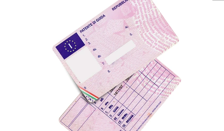 Guida senza patente depenalizzata, ma multe fino a 30.000 euro