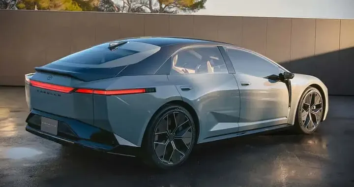 Japan Mobility Show 2025: tutte le novità elettriche di Toyota, Honda, Nissan e Lexus