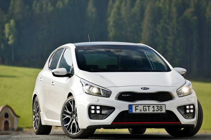 Kia Cee’d GT, nuove foto ufficiali