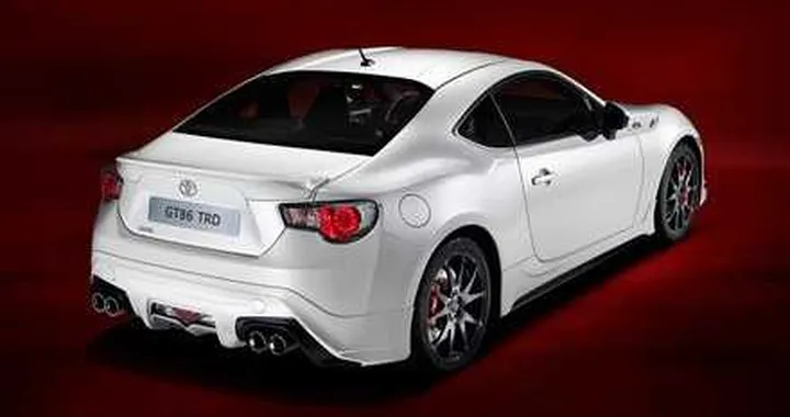 Toyota GT86 TRD Perfomance al Salone di Parigi 2012